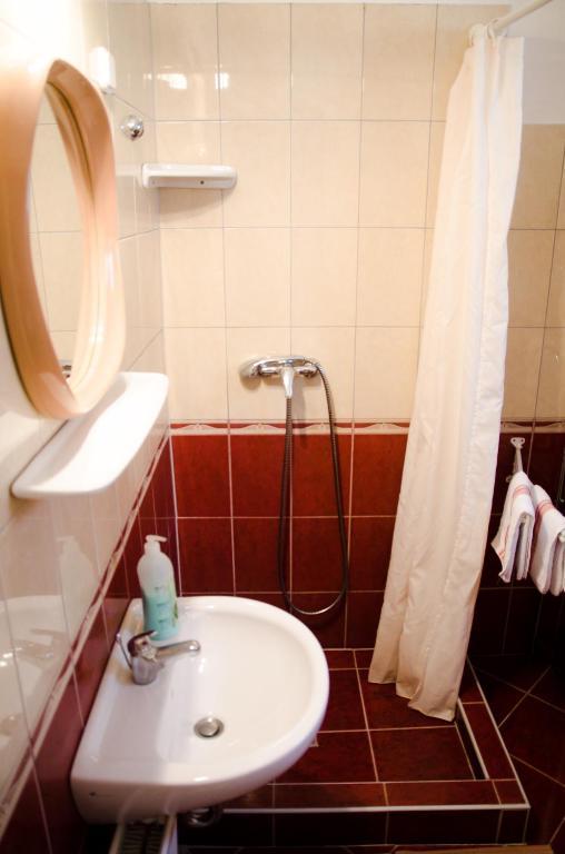 Adri Apartman Zalakaros Habitación foto